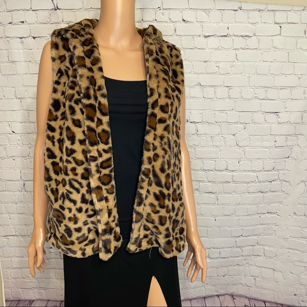 Anthropologie NWT soft leopard print vest open jacket w/big hood size small - Picture 3 of 11